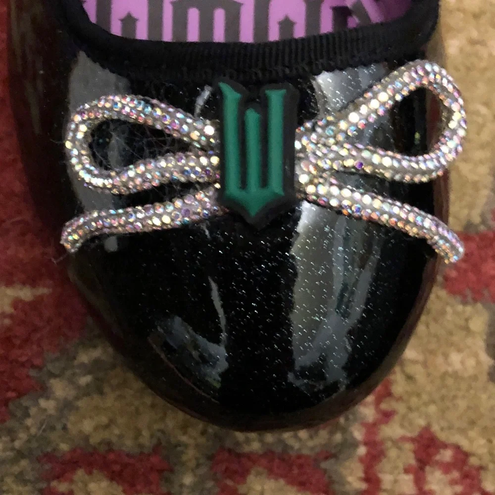 WICKED Elphaba-inspired Children’s Sparkly Black Flats with Sparkly Bow Accent - Picture 3 of 11